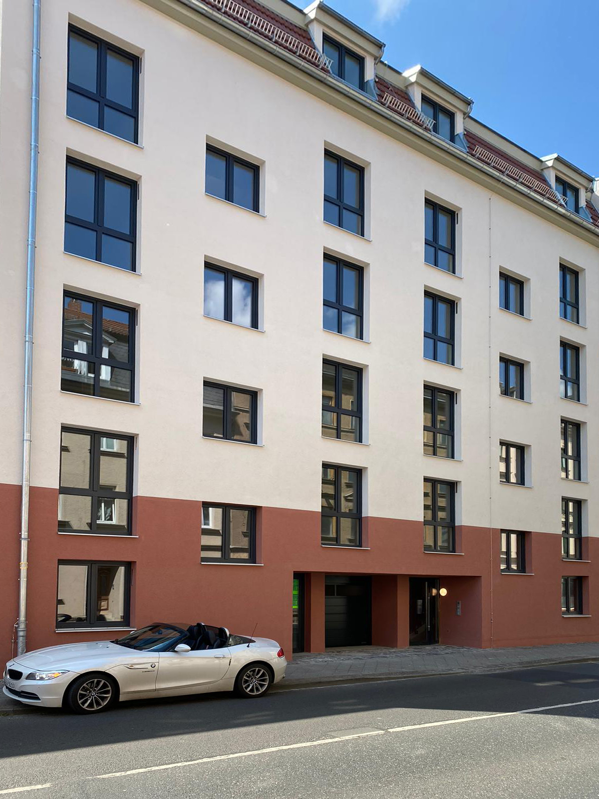 Straßenseitige Ansicht